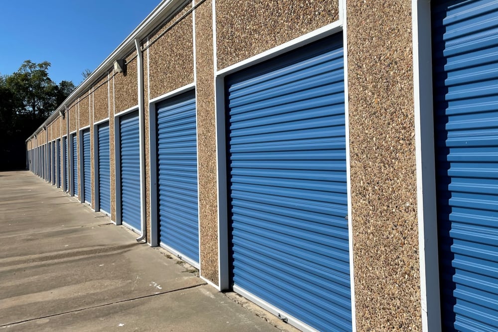View our features at KO Storage in Weatherford, Texas