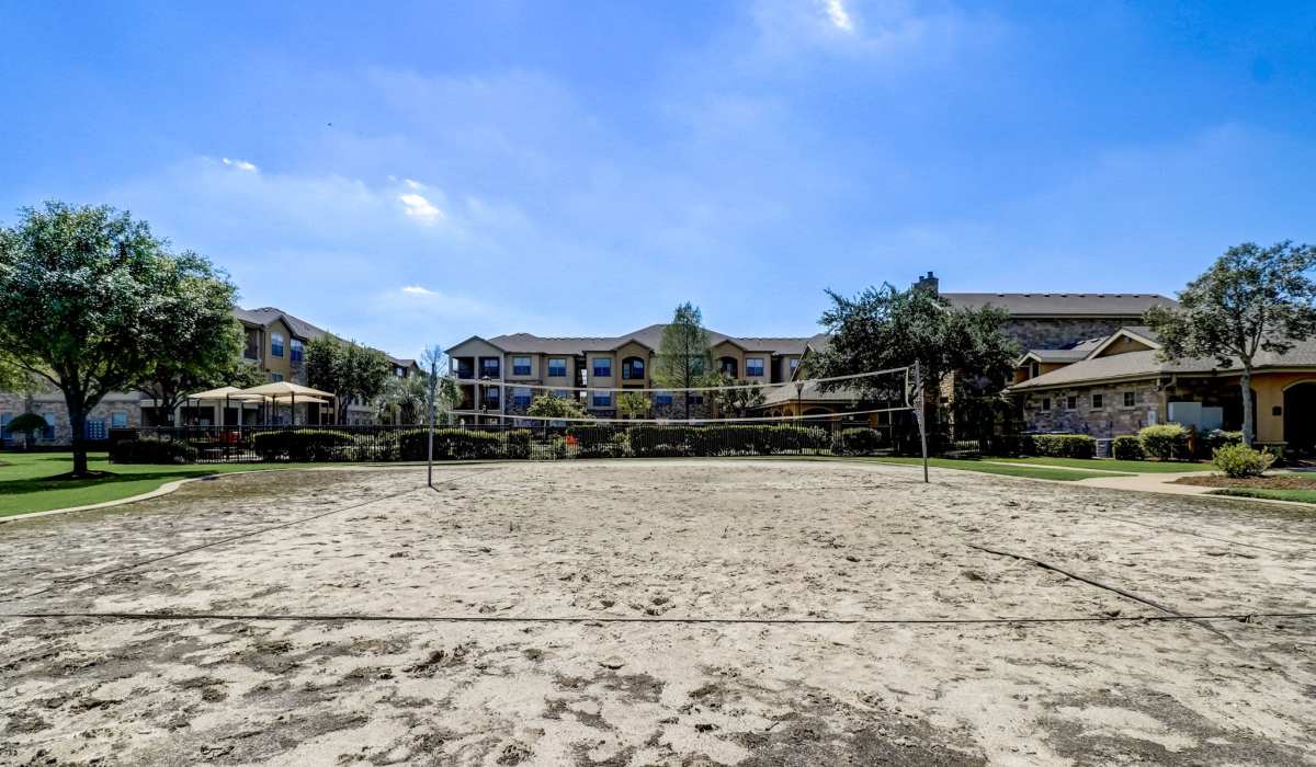 Apartment open area at Park Avenue at Boulder Creek in Houston, Texas