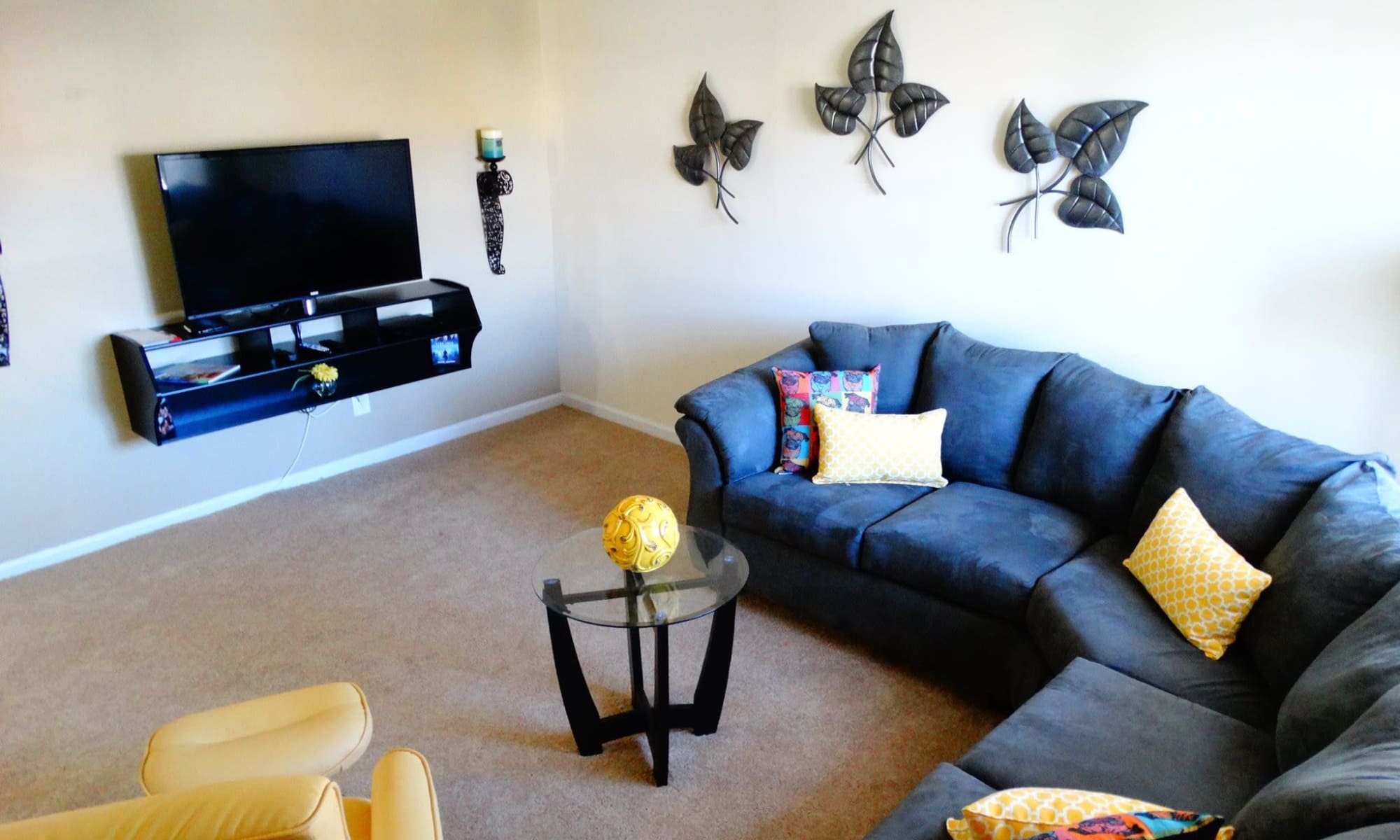 Auburn Place Apartments in Virginia Beach, Virginia