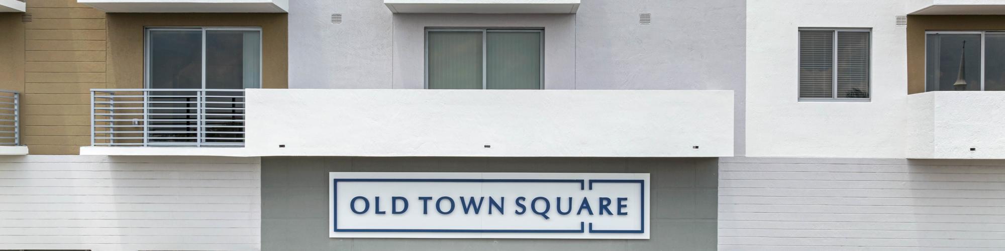 Neighborhood | Old Town Square in Pompano Beach, Florida