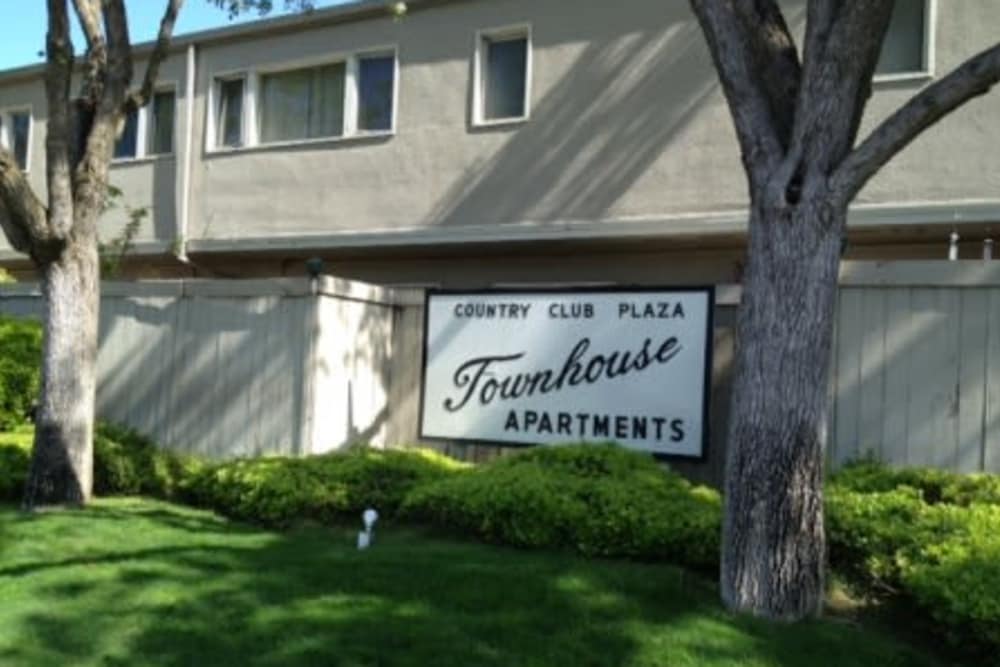Front view of a townhome at Country Club Plaza in Sacramento, California