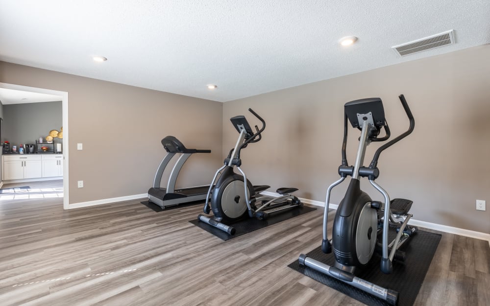 Well-equipped fitness center with cardio equipment at Sharon Pointe Apartment Homes in Charlotte, North Carolina 