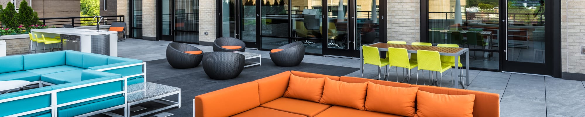 Amenities at Solaire 7077 Woodmont in Bethesda, Maryland