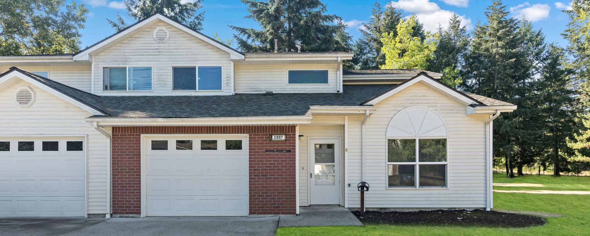 Exterior View of Eagleview Home