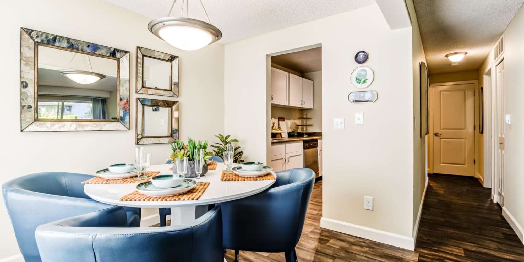Apartment homes in Bellevue, Washington, apartments at Alder Bellevue