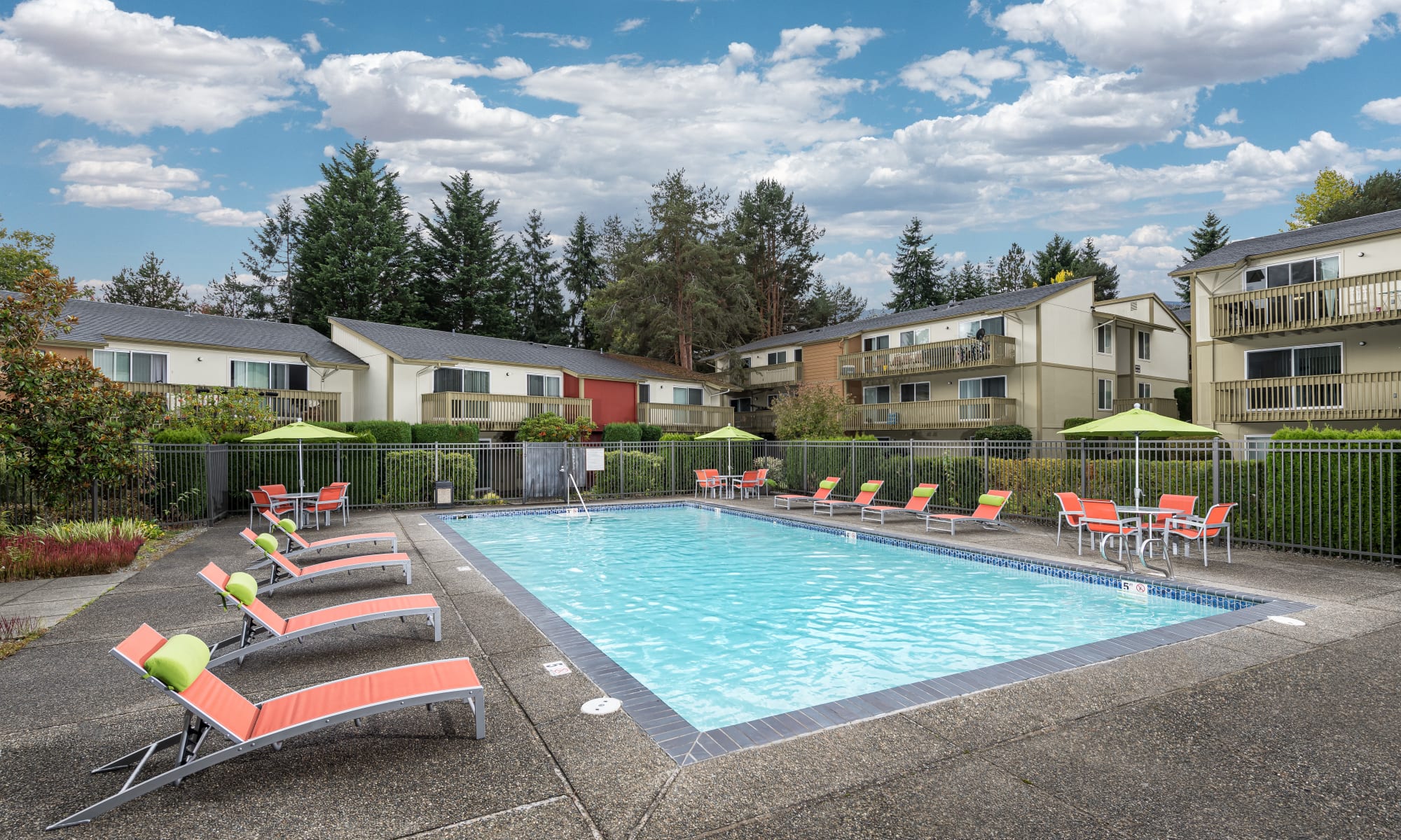 Edgewood Park Apartments in Bellevue, Washington