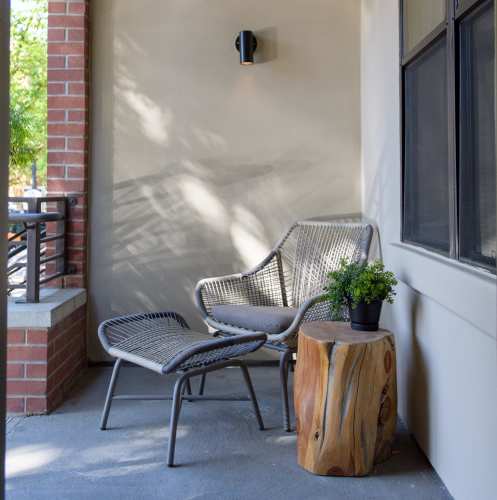Private balcony at 1801L Apartments in Sacramento, California
