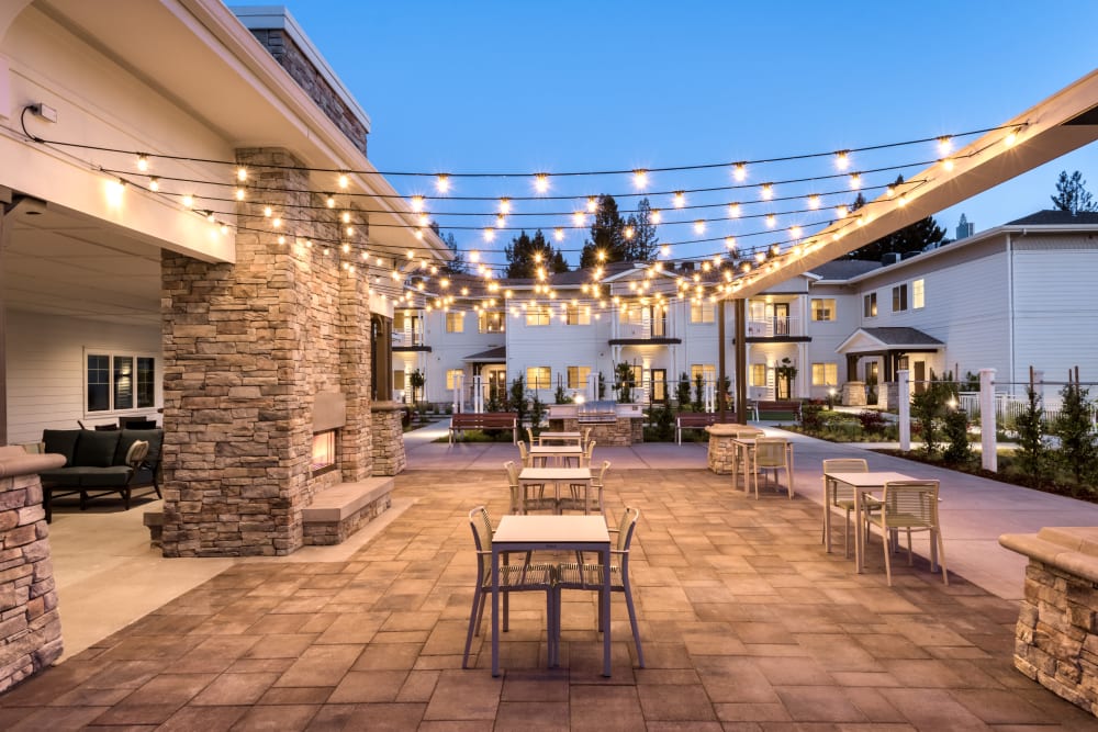 Outdoor Dining at Clearwater at Sonoma Hills in Rohnert Park, California