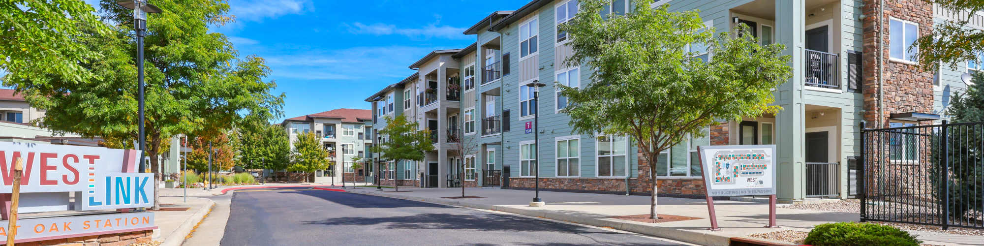 Gallery | Westlink at Oak Station Apartments in Lakewood, Colorado