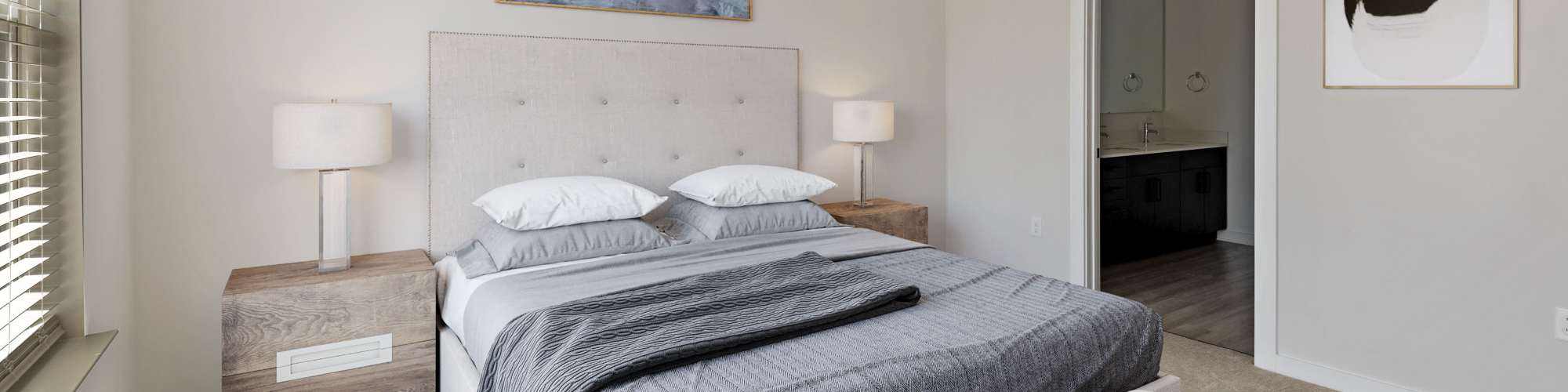 Apply | The Oliver in Charlotte, North Carolina