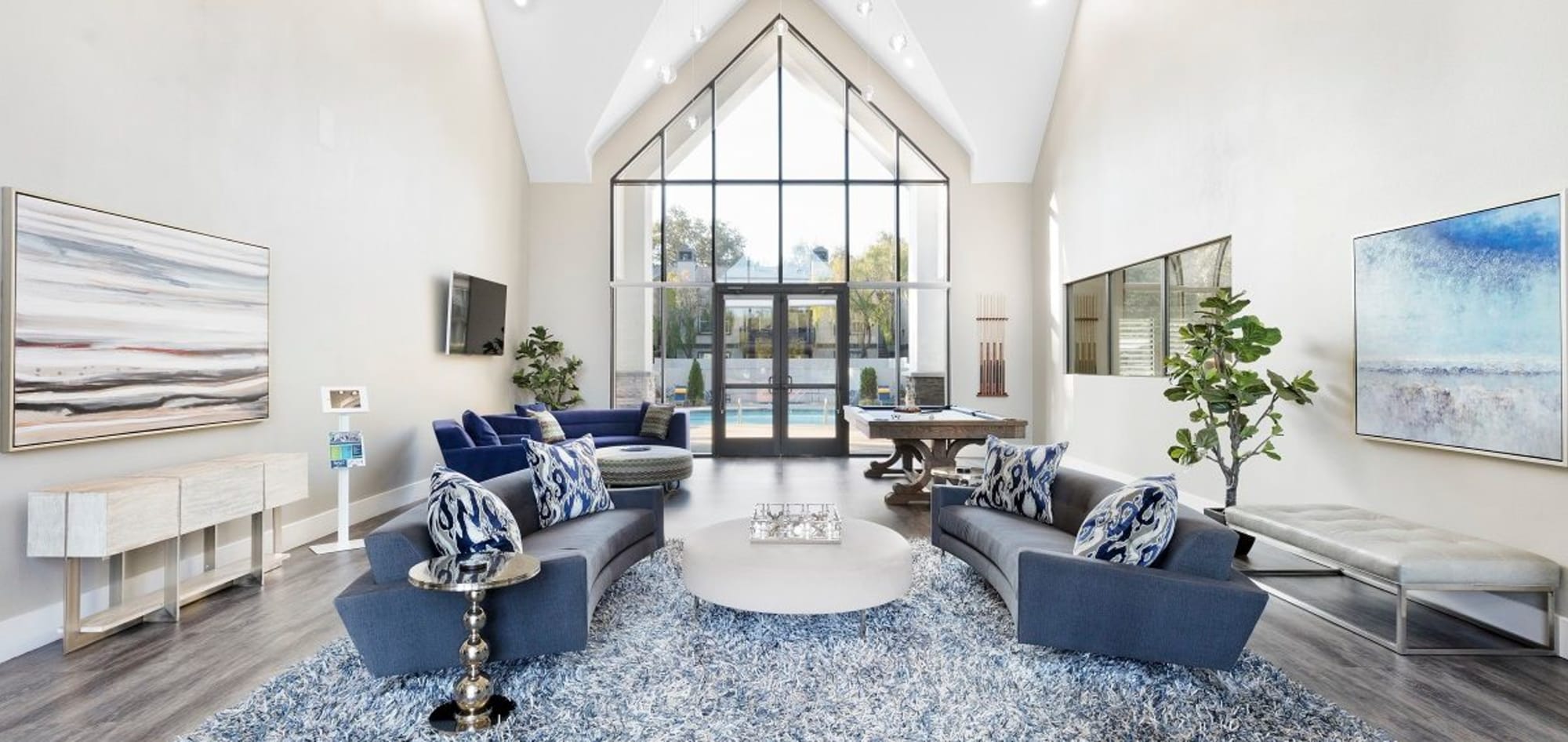 Tanglewood apartments in Davis, California
