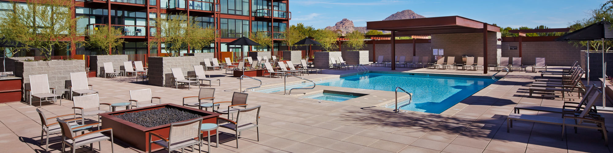 Reviews at Domus in Phoenix, Arizona