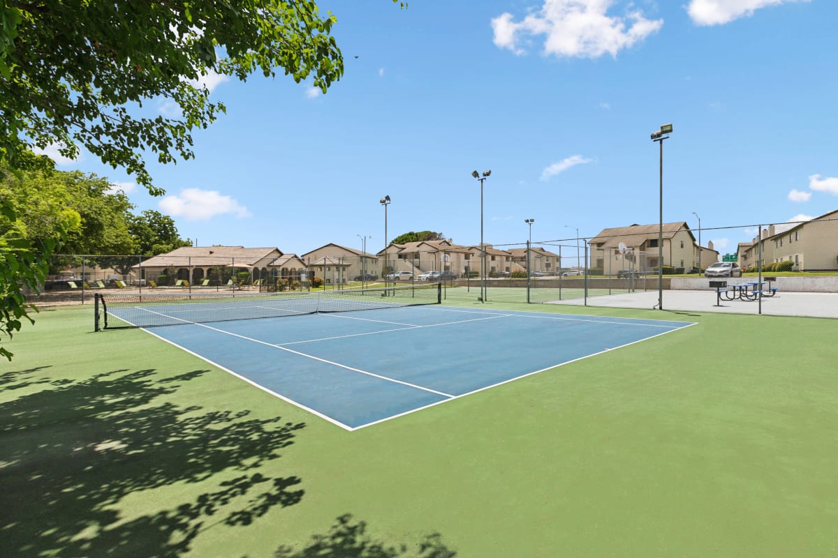 On-site tennis courts at Stonehill in Killeen, Texas