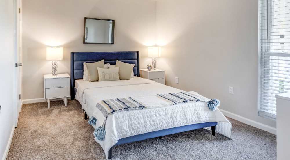 Settle in and live well at 1800 Ashley West Apartments in Charleston, South Carolina