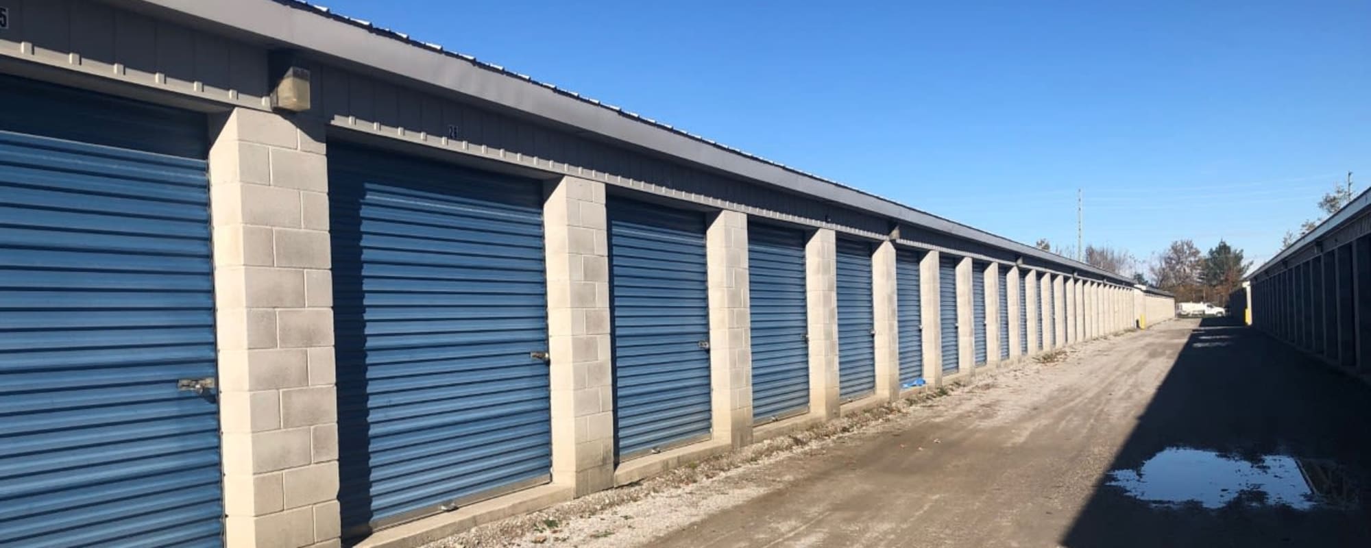 Features at Apple Self Storage - Fonthill in Welland, Ontario