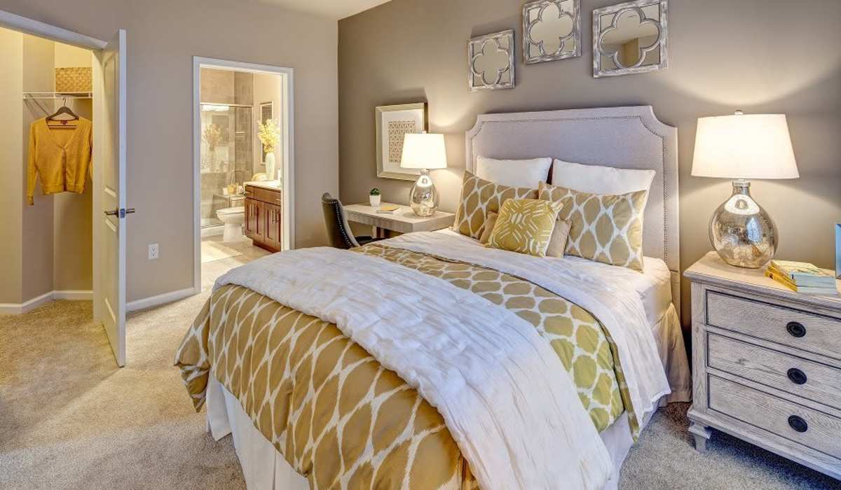 Bedroom with closet and ensuite bathroom at Alterra | Rocky Hill in Rocky Hill, Connecticut