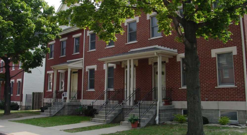 Apartments exterior view at Manchester Commons in Pittsburgh, Pennsylvania