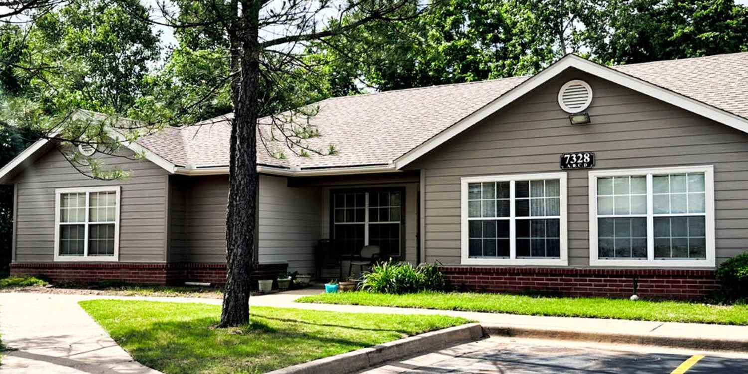 Edgewood At The Gables apartments in Tulsa, Oklahoma