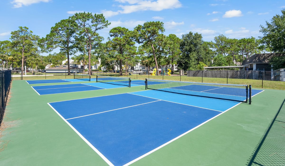 Tennis courts with modern details at The Avenues in Jacksonville, Florida