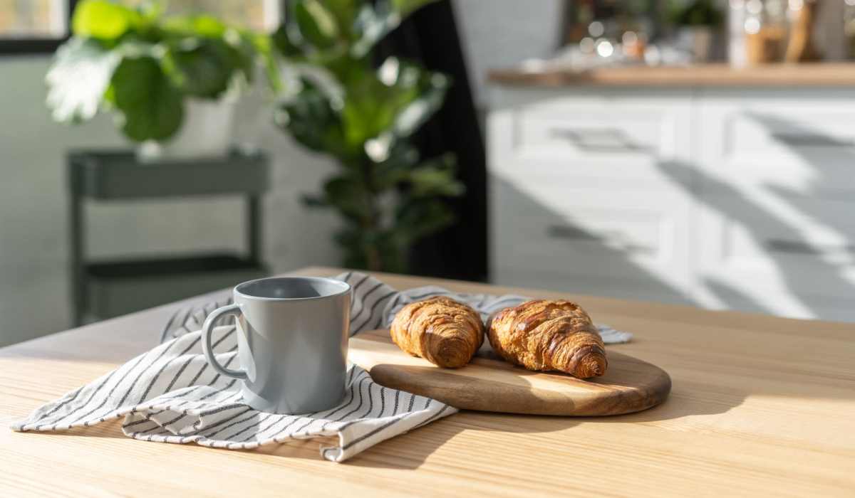 Kitchen with coffee and pastries in a table at Mason Avenue, Alexandria, Virginia
