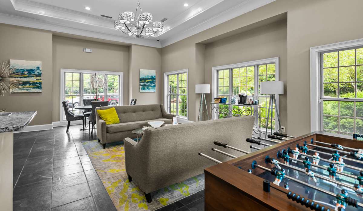 Community Living area at The Grove on Southlake in Morrow, Georgia