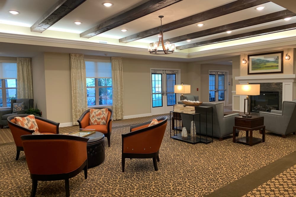 Fireside seating in the lobby at Harmony at Brentwood in Brentwood, Tennessee