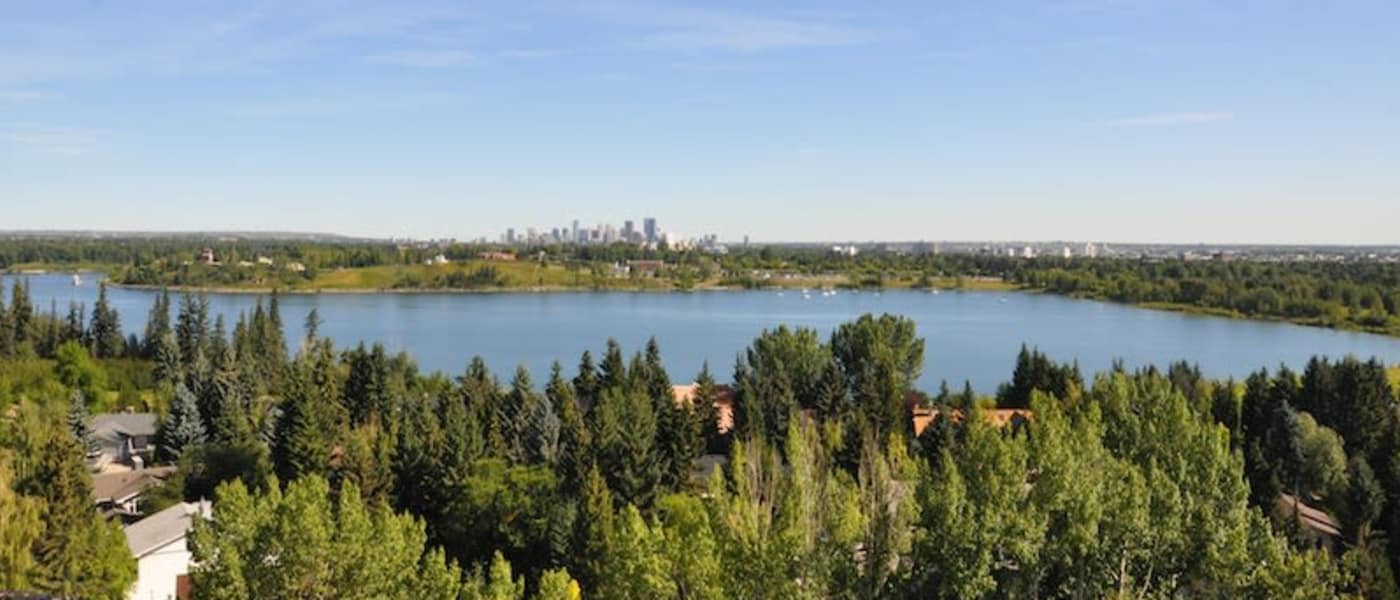 Lake near Glenmore Gardens in Calgary