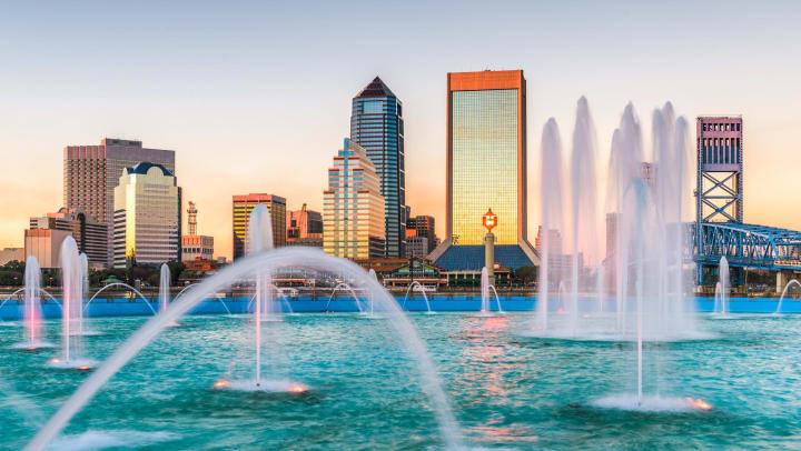 View of downtown Jacksonville with a fountain in the foreground