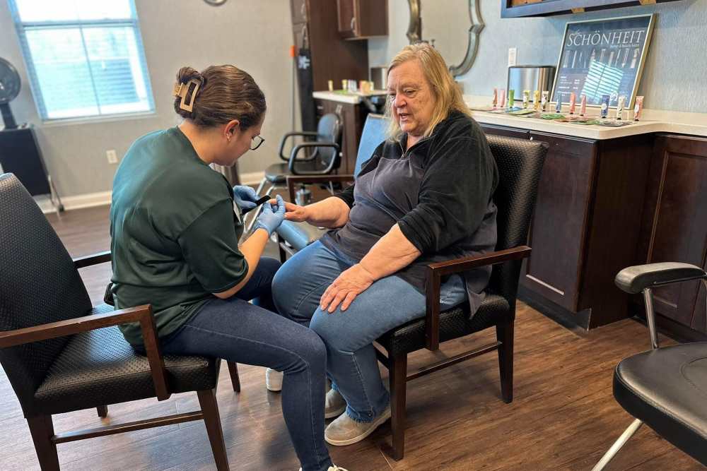 Residents of Legacy Living Fishers in Fishers,Indiana