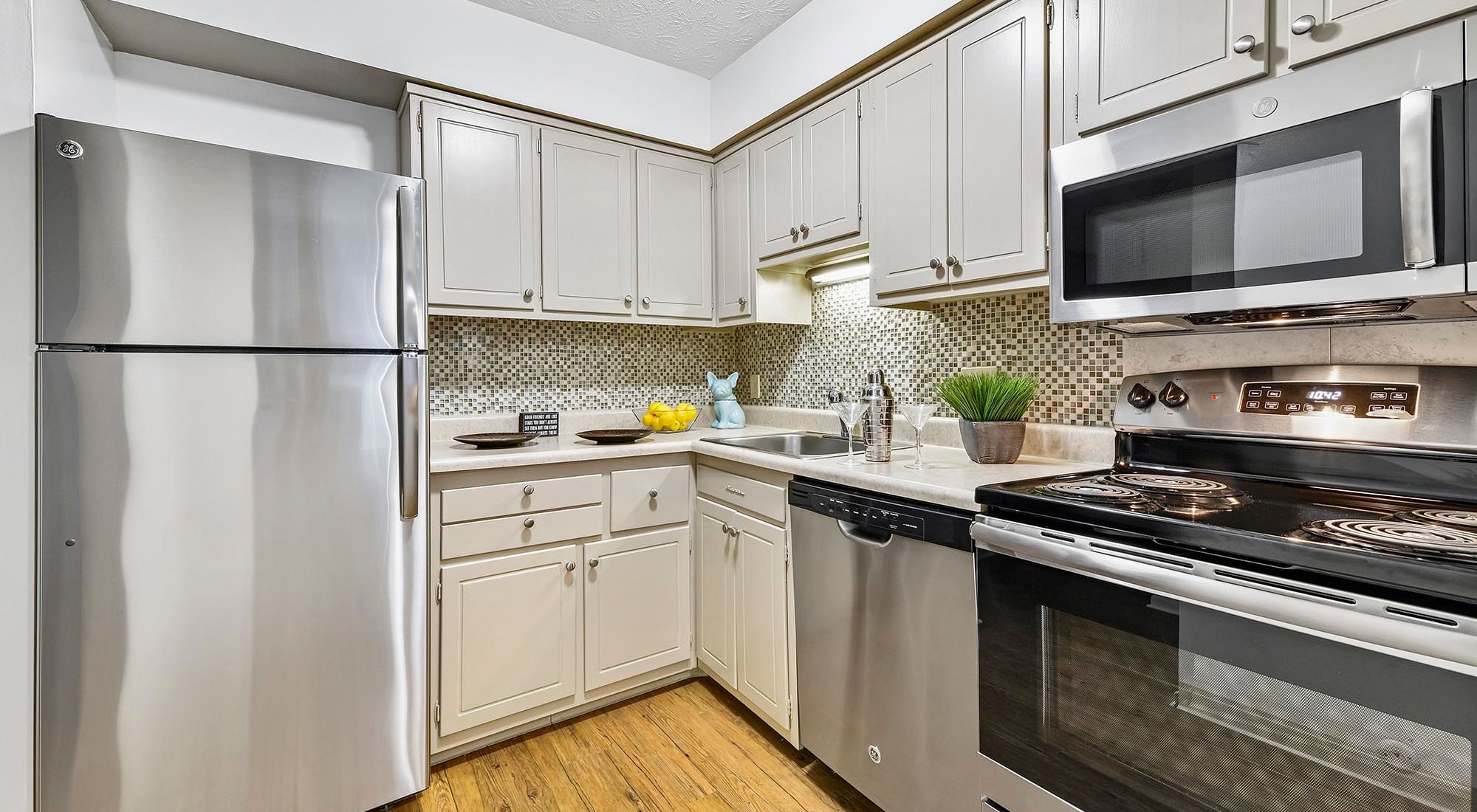 Model kitchen at Reserves at Arlington in Columbus, Ohio