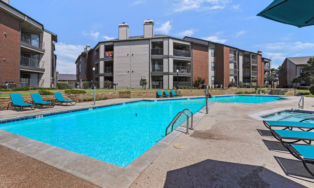 the Pool at Hunter's Ridge in Oklahoma City, Oklahoma