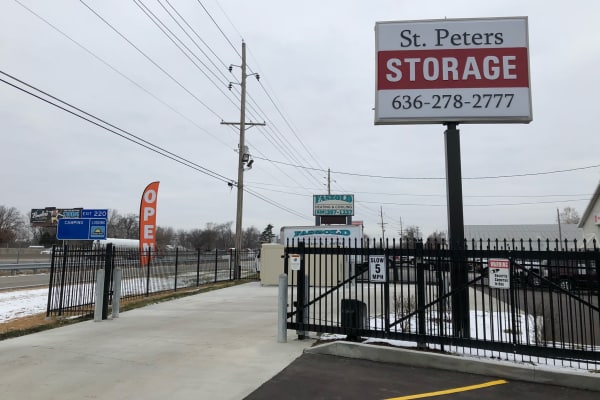 Easy to access storage units for rent in Saint Peters