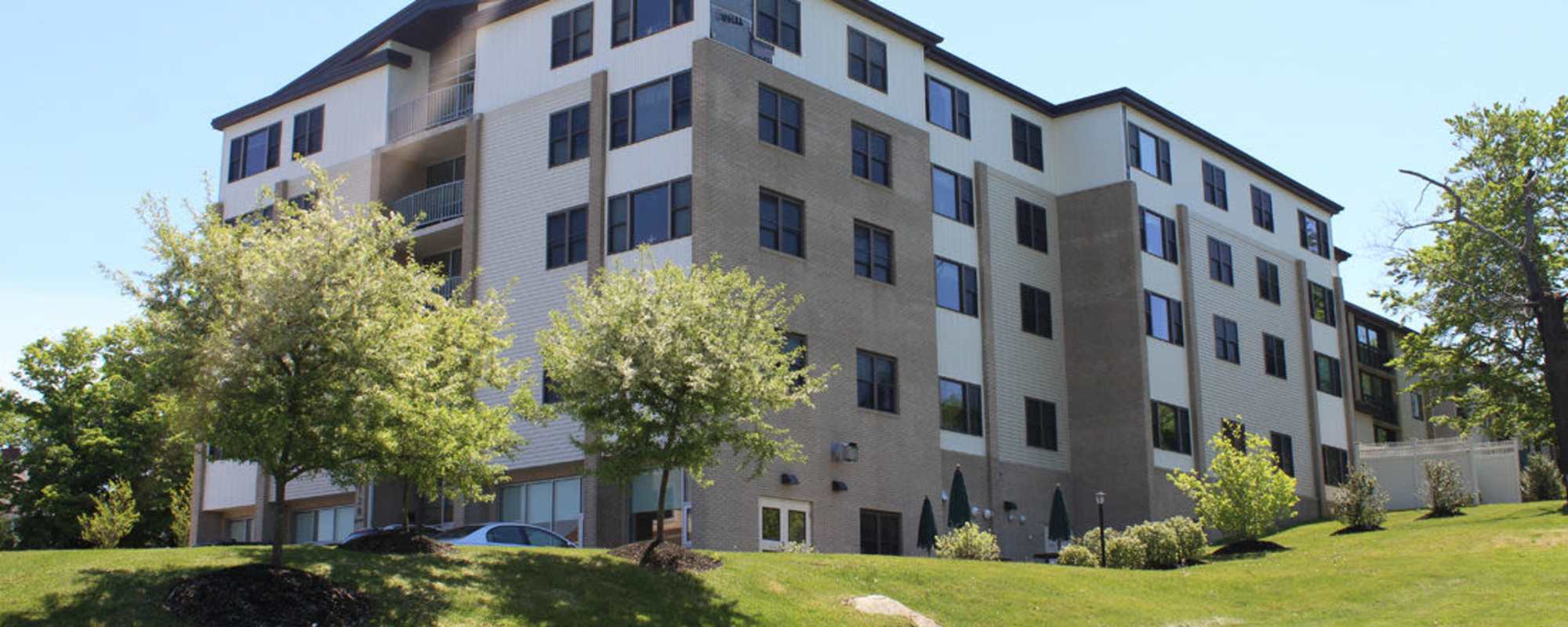 Apartments Cherry Hill II in Plymouth, Massachusetts