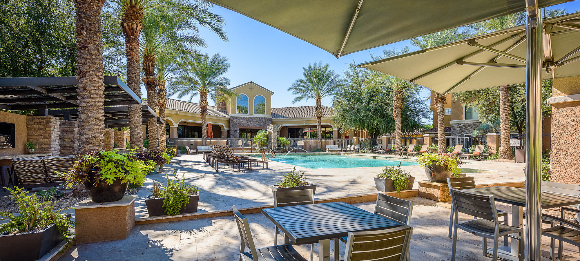 Outdoor lounge at Stone Oaks in Chandler, Arizona