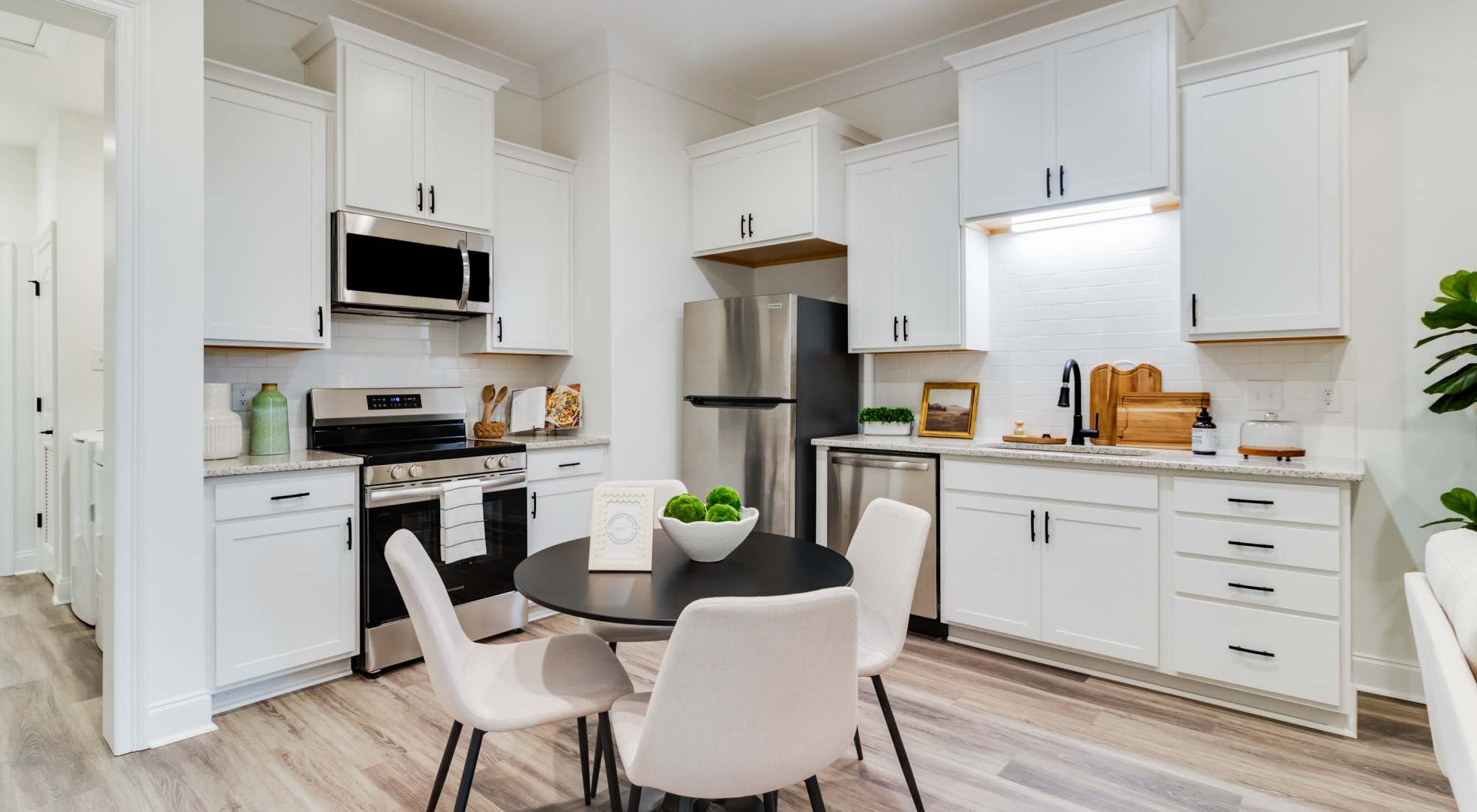 Photo Gallery | Parkway Villas in Broussard, Louisiana 