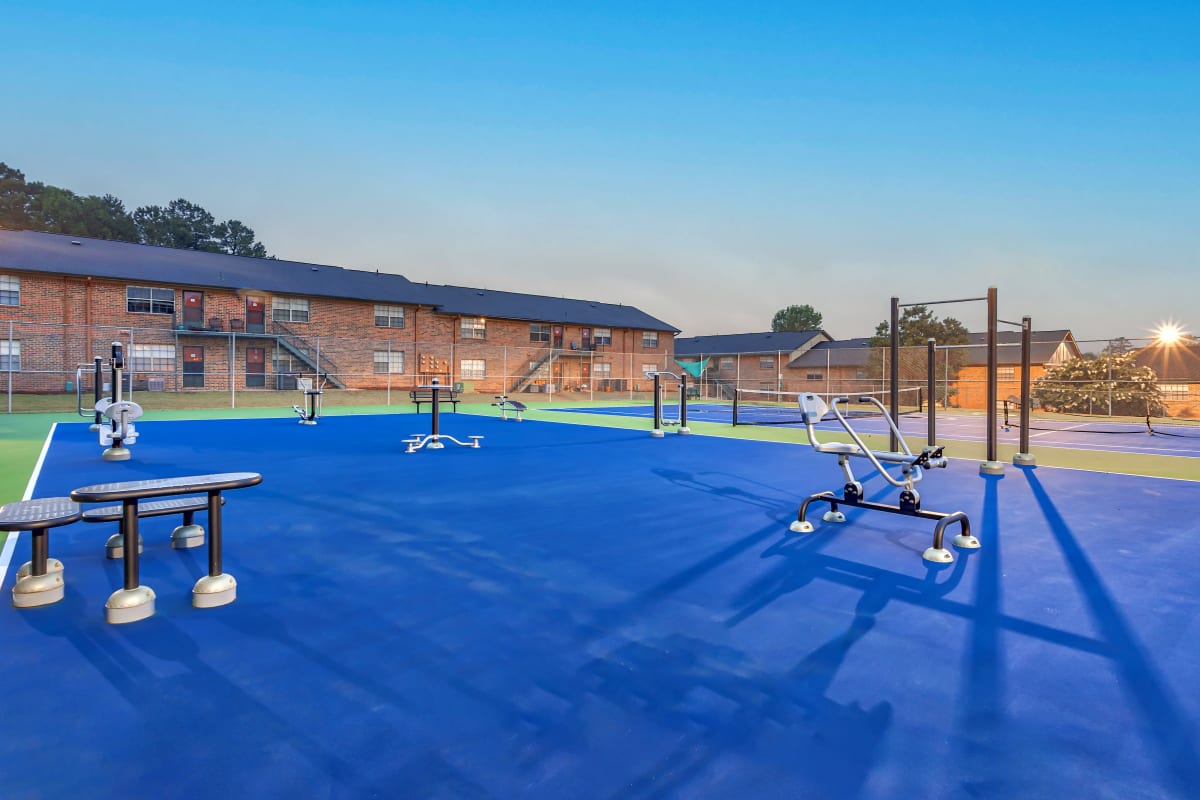 Outdoor fitness area at Breckenridge in Birmingham, Alabama