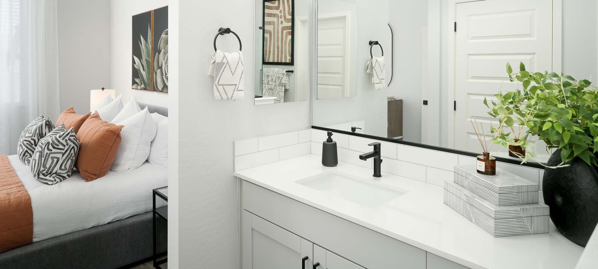 Spacious suite at Canopy at Cottonwood in Casa Grande, Arizona