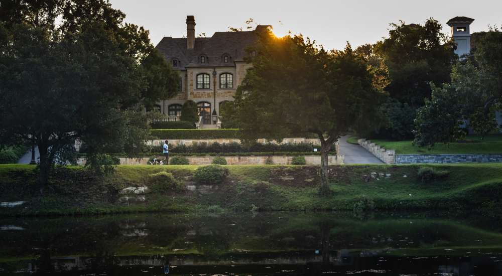 Lake at sunset near Novel Turtle Creek in Dallas, Texas