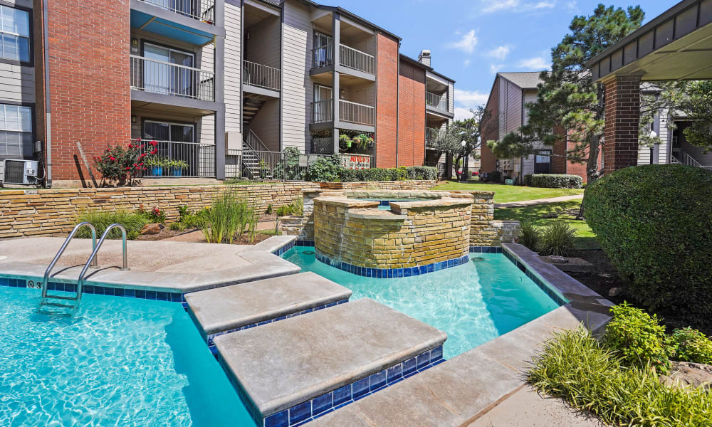 the Pool at Hunter's Ridge in Oklahoma City, Oklahoma