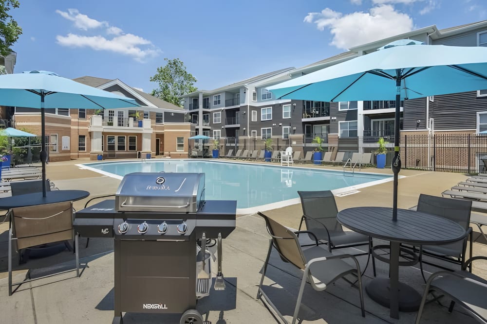 Swimming pool and grill at Eagle Rock Apartments at Columbia Pike in Arlington, Virginia