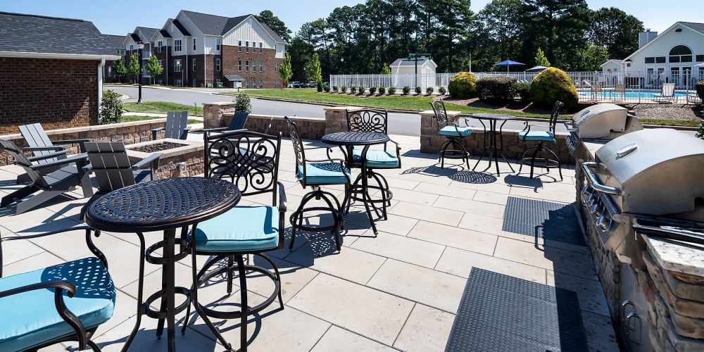 Grill station with lounge seating Mills Creek in Gastonia, North Carolina