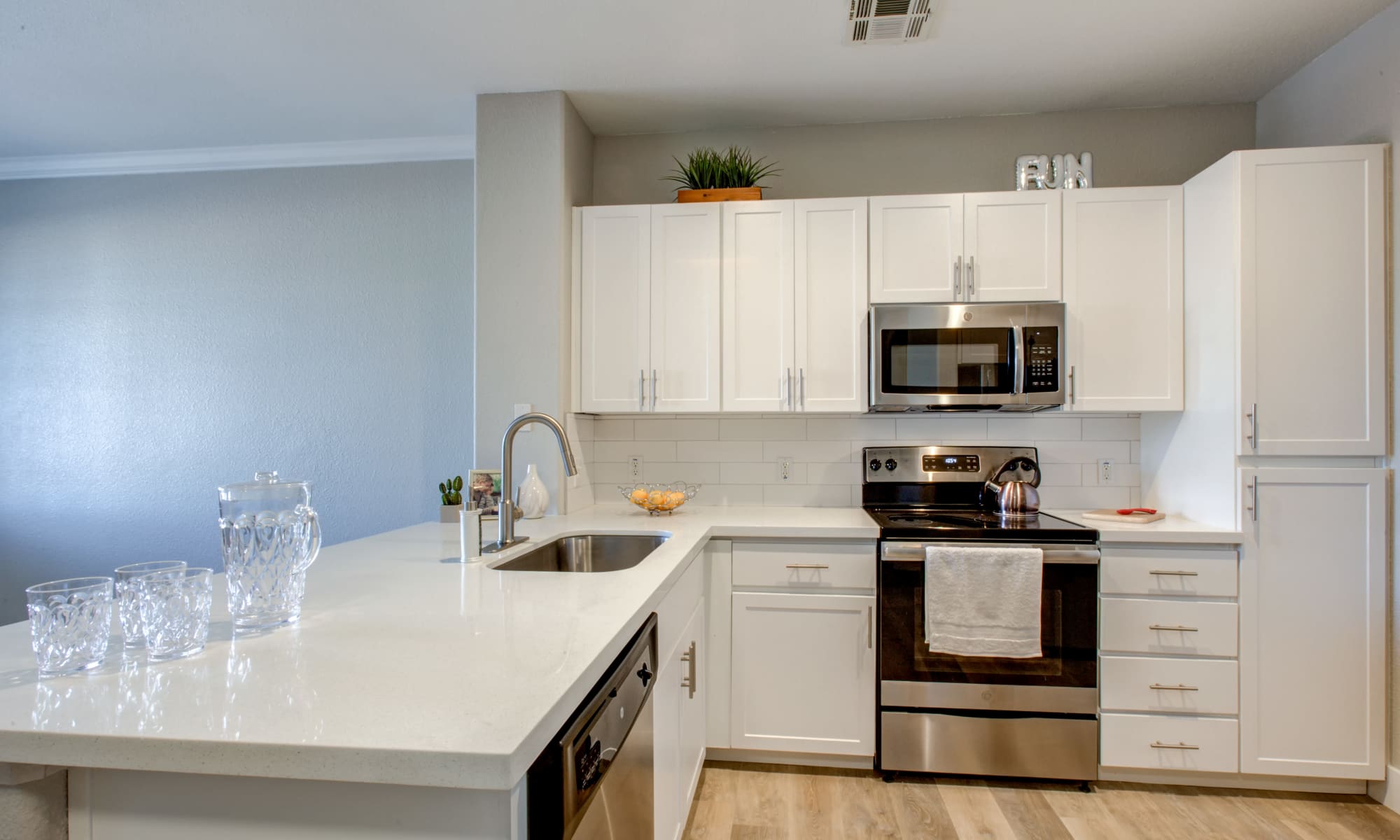Apartments at Waterford at Peoria in Peoria, Arizona