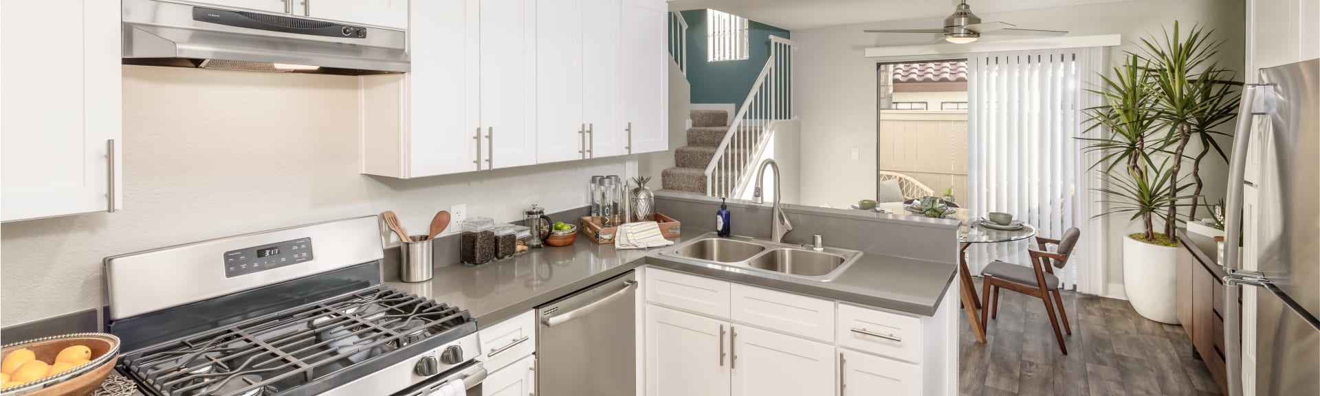 Luxury 1, 2 & 3 Bedroom Apartments & Townhomes in Alta Loma, CA