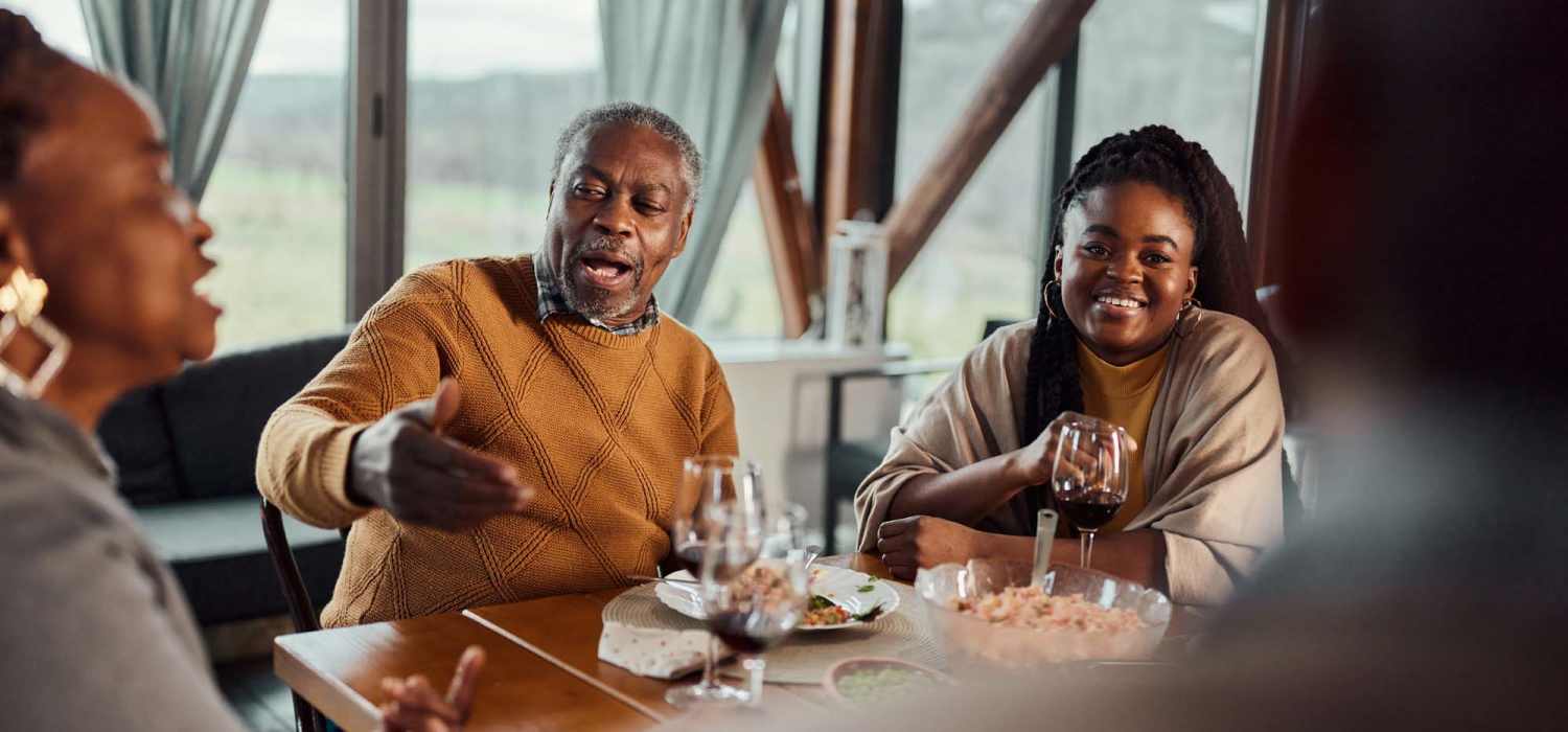 Residents enjoying a meal at The Manor At Union Crossing in Gastonia, North Carolina