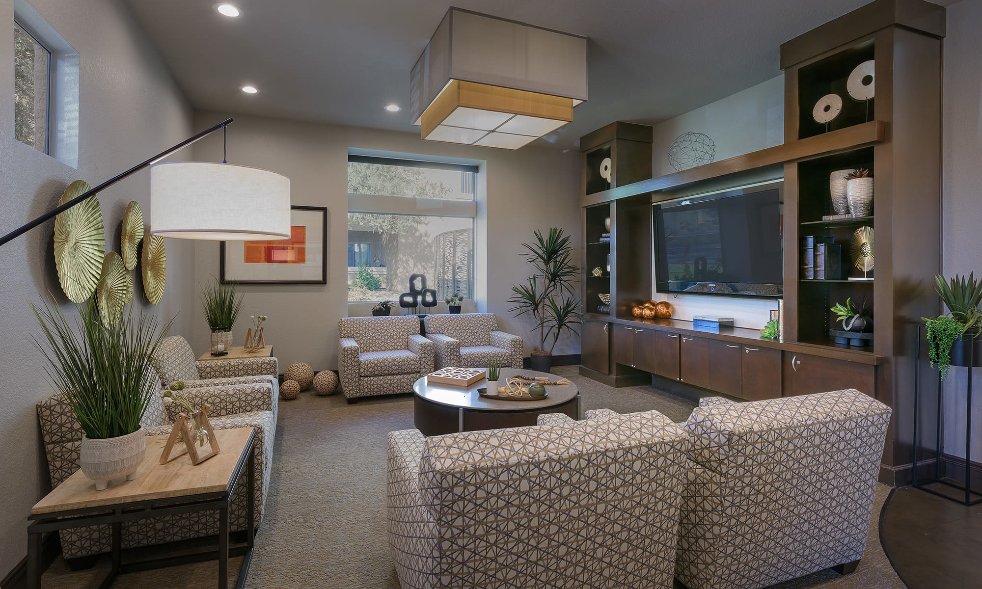 The Regents at Scottsdale apartments in Scottsdale, Arizona