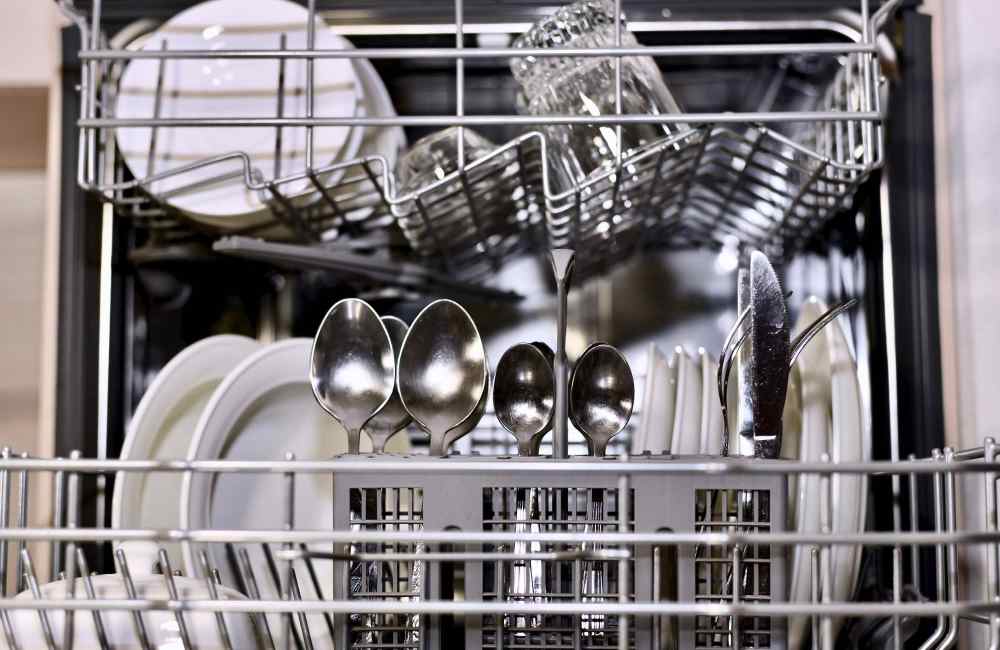 Apartment In-built dishwasher at Amber Oaks in Pearland, Texas