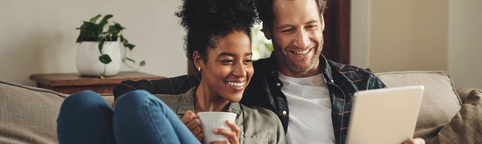 Apply to live at Level at 401 in Raleigh, North Carolina