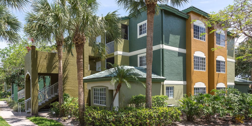 Exterior of Sanctuary Cove Apartments in West Palm Beach, Florida