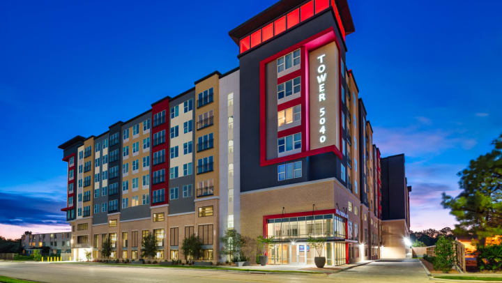 Vesper tower outlet