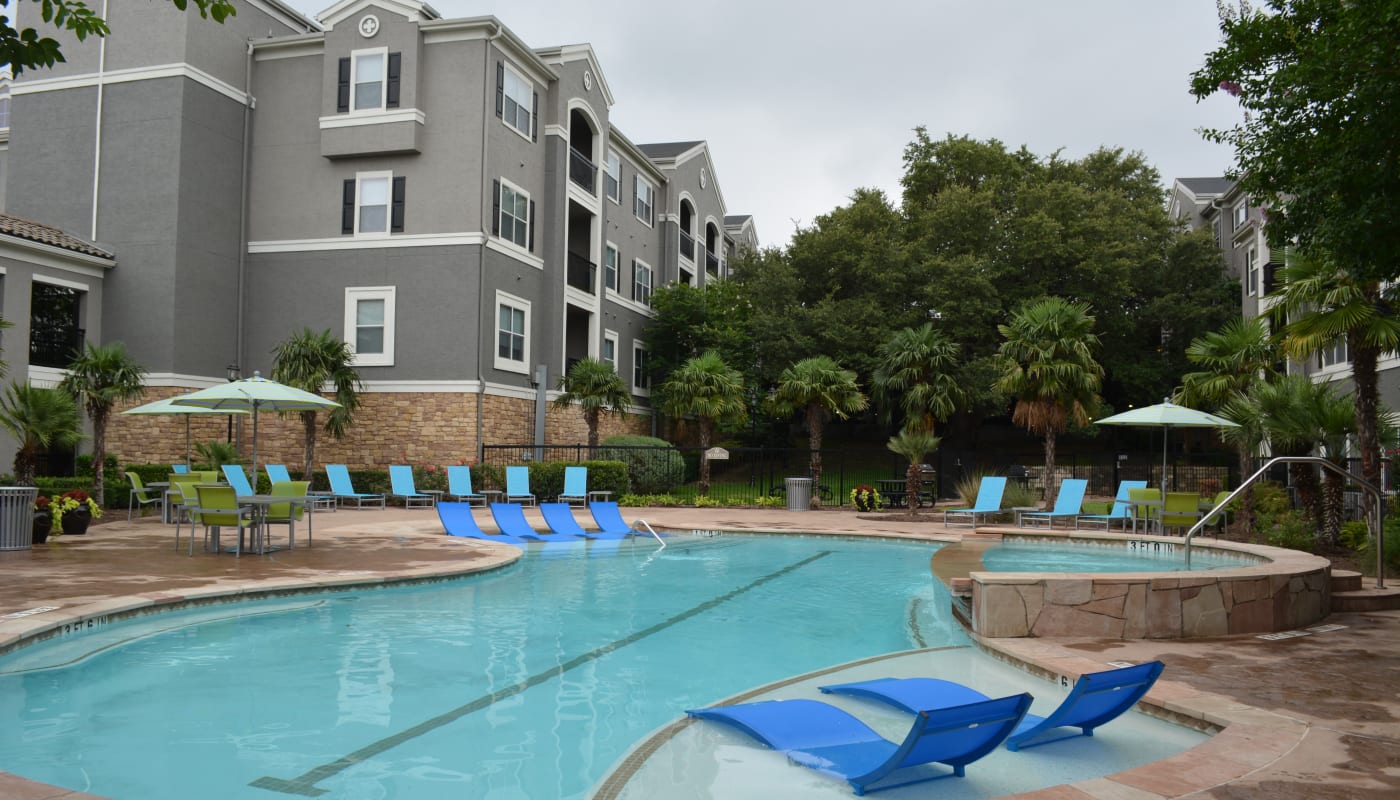 Eckhert Crossing San Antonio, TX Apartments The Abbey at